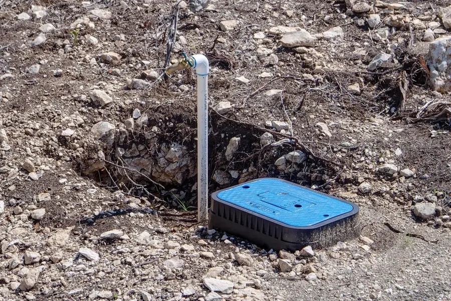 570 W Ranch Rim Dr, Ingram, TX 78025 - Image #3