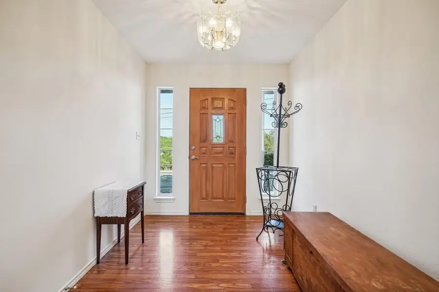 236 Northwest Hills Dr, Kerrville, TX 78028 - Image #3