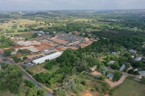 510 W Walch Ave, Fredericksburg, TX 78624 - Image #2