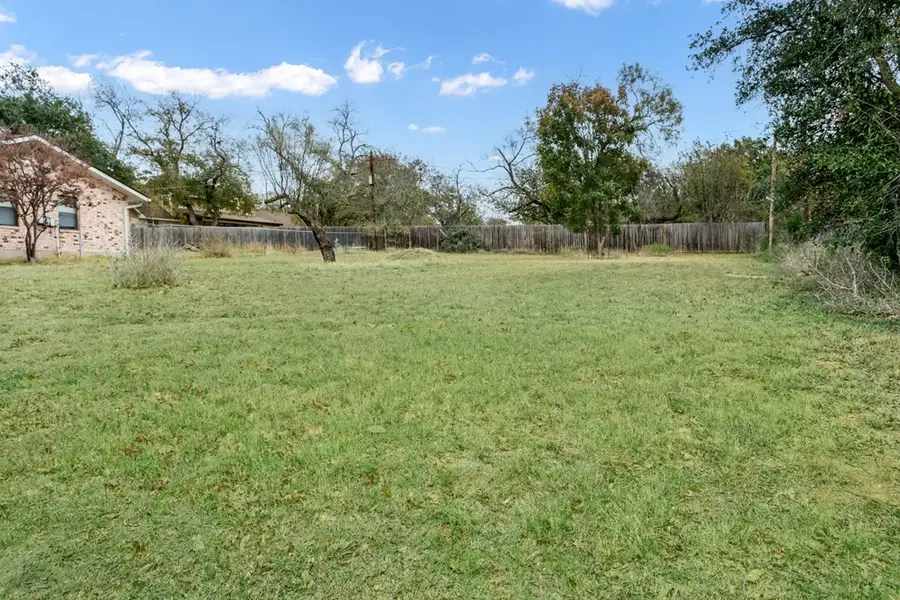 1013 Avenue B, Fredericksburg, TX 78624 - Image #3