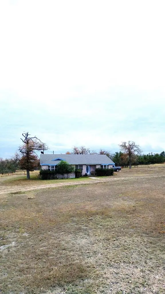 172 Schattenbaum Dr, Fredericksburg, TX 78624 - Image #2