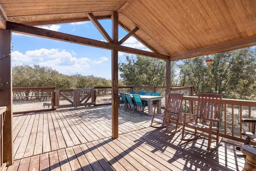 138 Spanish Oak Trail, Harper, TX 78631 - Image #2