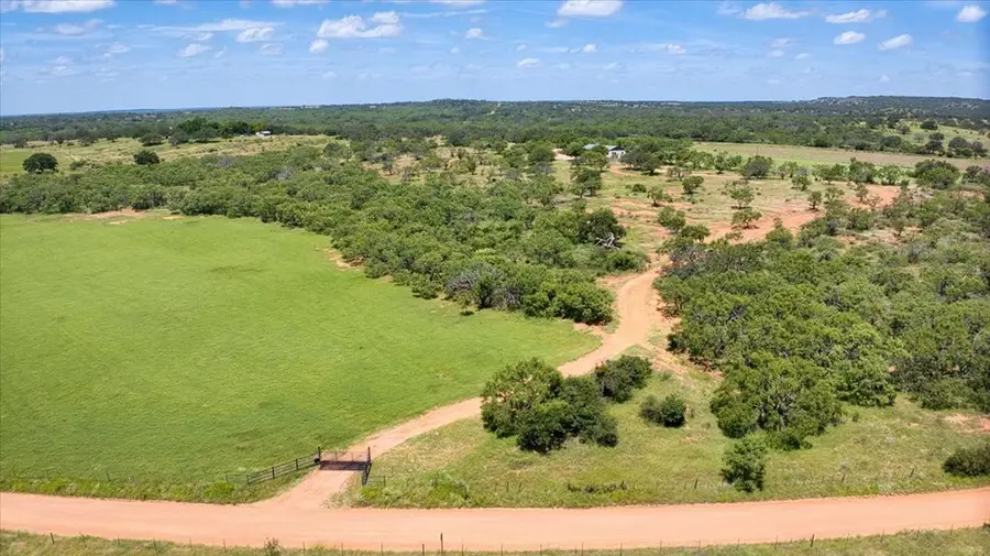 6446 Black Jack Ranch Rd, Fredonia, TX 76842 - Image #3