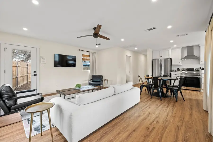 336 Morning Glory Dr, Fredericksburg, TX 78624 - Image #3