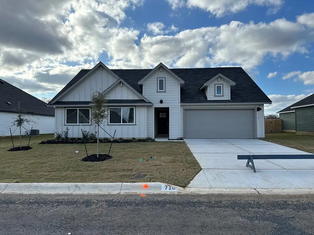 710 Tranquility Ln, Fredericksburg, TX 78624 - #1