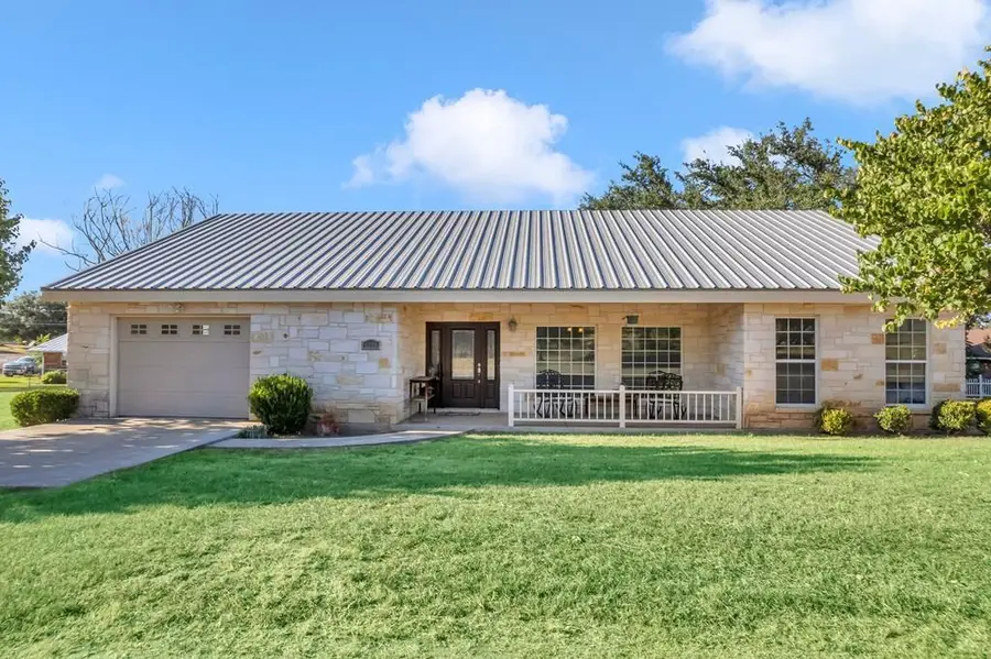 1048 Church St, Mason, TX 76856 - Image #2