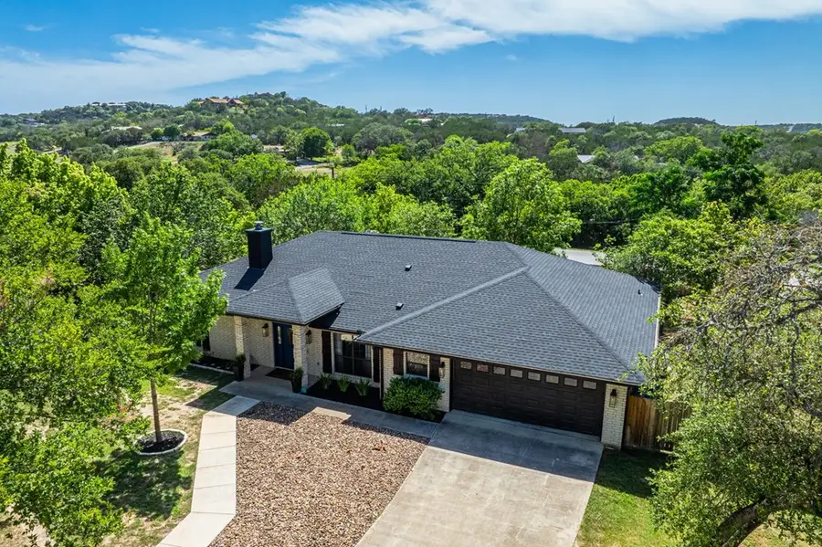 105 Green Tree Lane, Kerrville, TX 78028 - Image #3