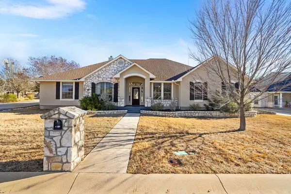 2154 Hedgestone, Fredericksburg, TX 78624