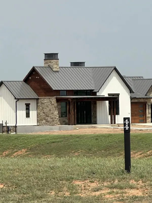 103 Baurenhof Ct., Fredericksburg, TX 78624