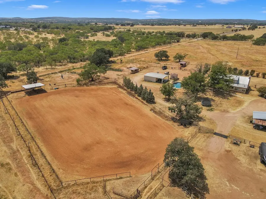 605 Old Pontotoc Rd, Mason, TX 76856 - Image #2