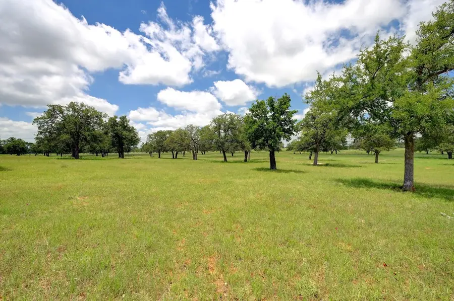15 Silas Trail, Fredericksburg, TX 78624 - Image #3