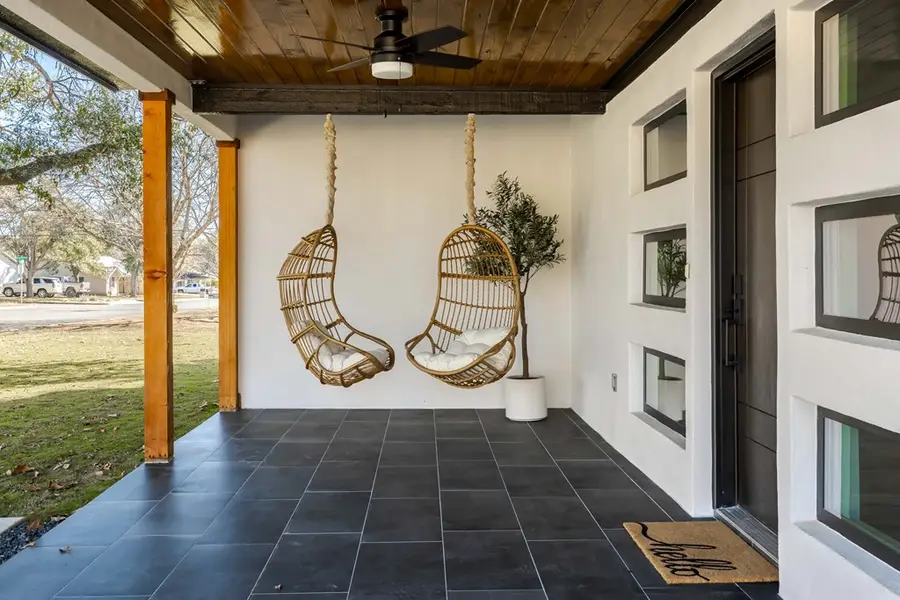 203 Frederick Rd, Fredericksburg, TX 78624 - Image #3