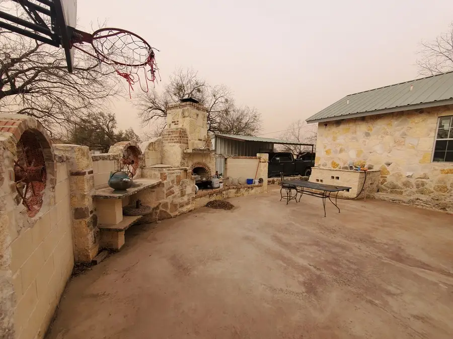 910 Gay St, Menard, TX 76859 - Image #2