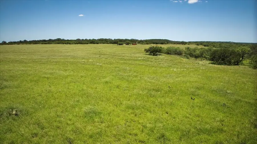 362 Jacoby Lane, Hext, TX 76848 - Image #3