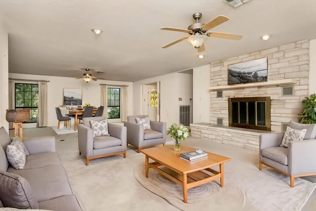 144 Maple St, Fredericksburg, TX 78624 - #1