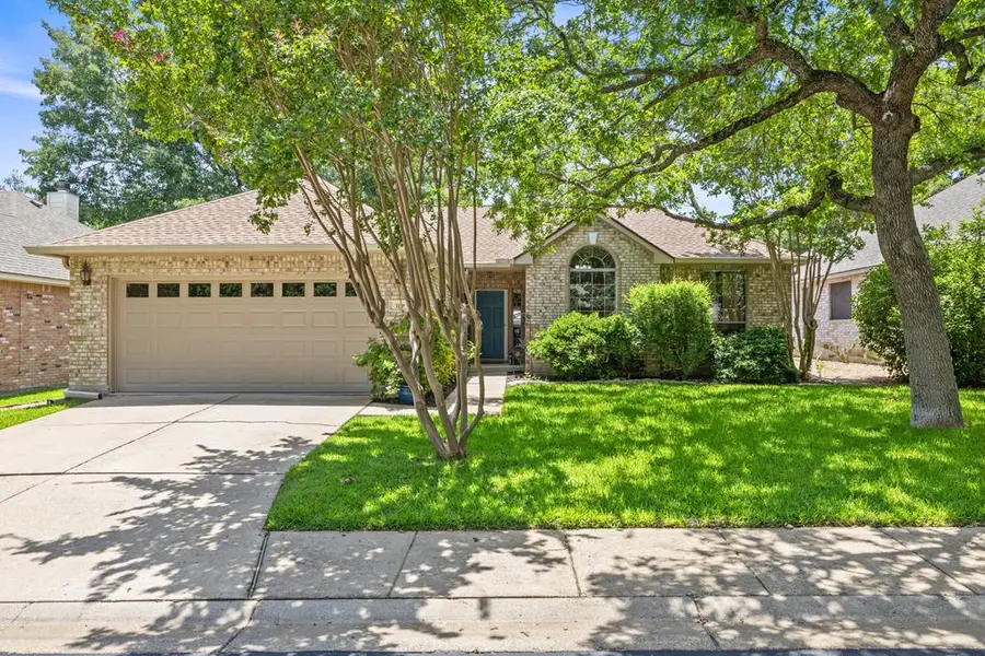 313 Heritage Hills Dr, Fredericksburg, TX 78624 - #2