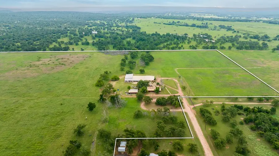 463 Bell Mountain Rd, Willow City, TX 78675 - Image #2