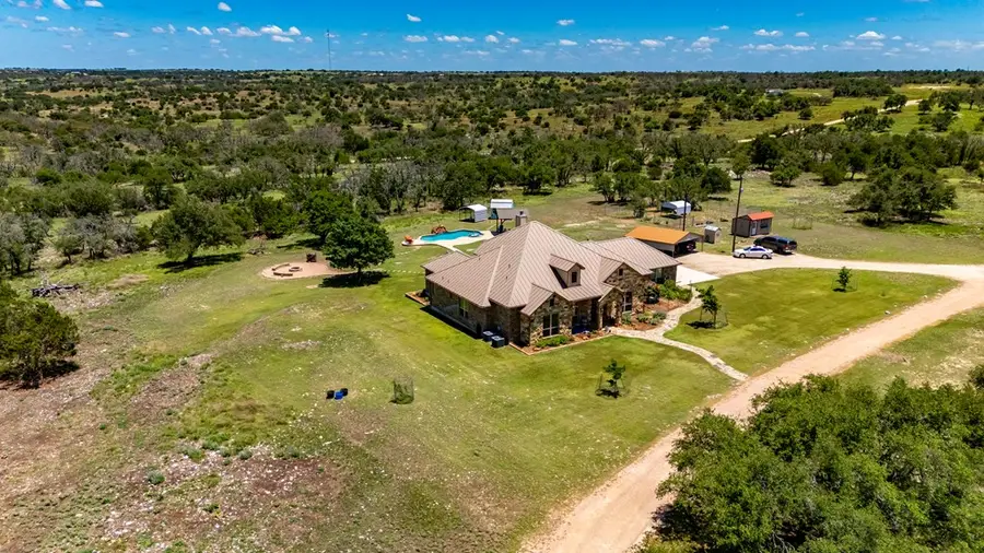 997 Kramer Rd, Harper, TX 78631 - #2