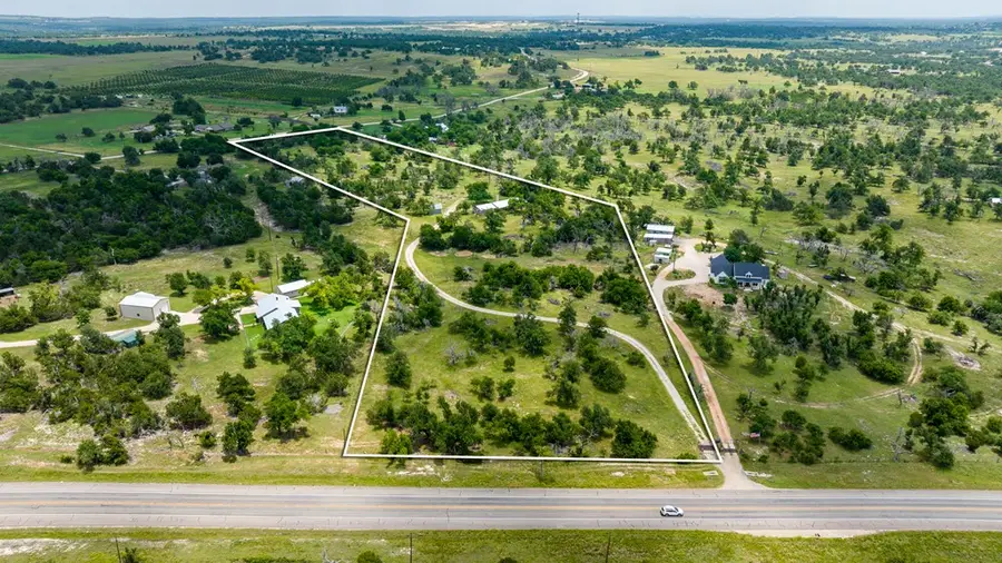 8218 N Us Hwy 87, Fredericksburg, TX 78624 - Image #2