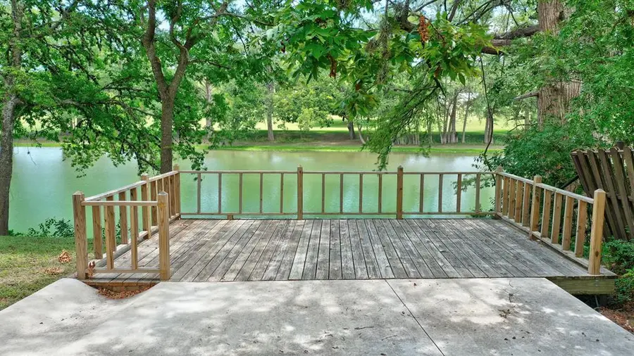 102 Cypress Estates Parkway, Ingram, TX 78025 - Image #3