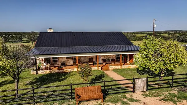 300 Private Road 626, Voca, TX 76887