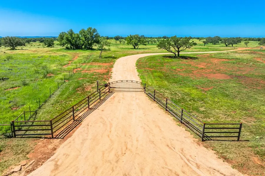 2602 County Rd 406, Llano, TX 78643 - Image #3