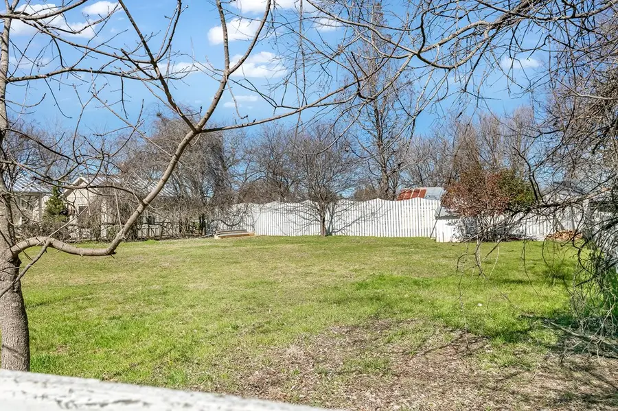 404 Fulton St, Fredericksburg, TX 78624 - Image #3