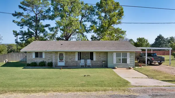 410 Wilson Ave, Mason, TX 76856