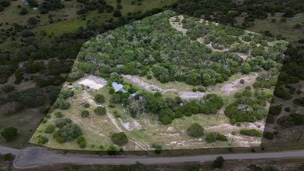 153 Ulmus, Fredericksburg, TX 78624