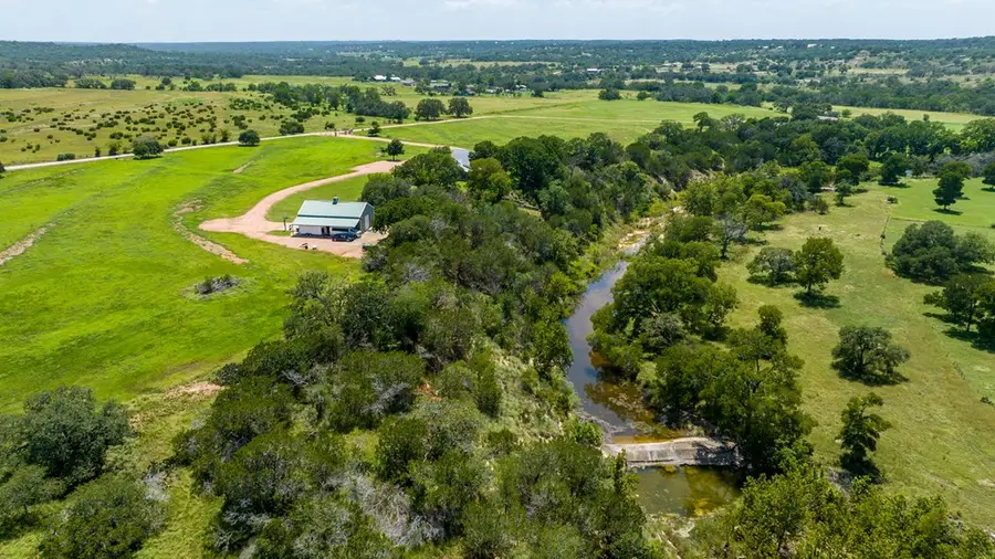 810 Clear Creek Rd, Fredericksburg, TX 78624 - Image #3