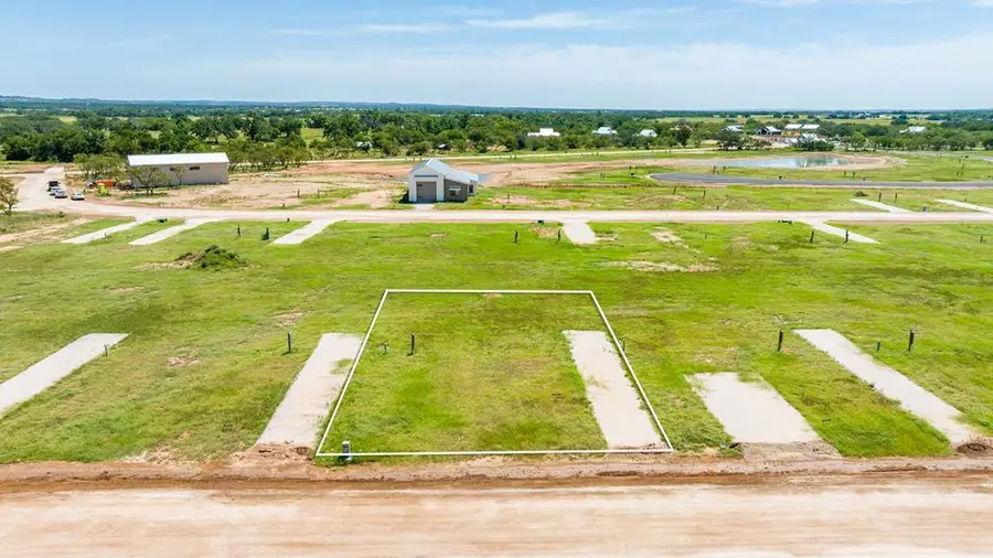 165 Resort Ct, Fredericksburg, TX 78624 - Image #3