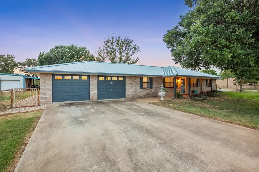 382 Windsong Lane, Fredericksburg, TX 78624 - Image #2