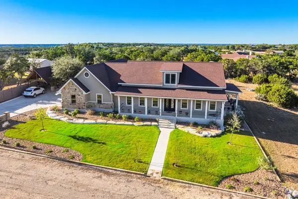 200 N Shamrock Lane, Kerrville, TX 78028