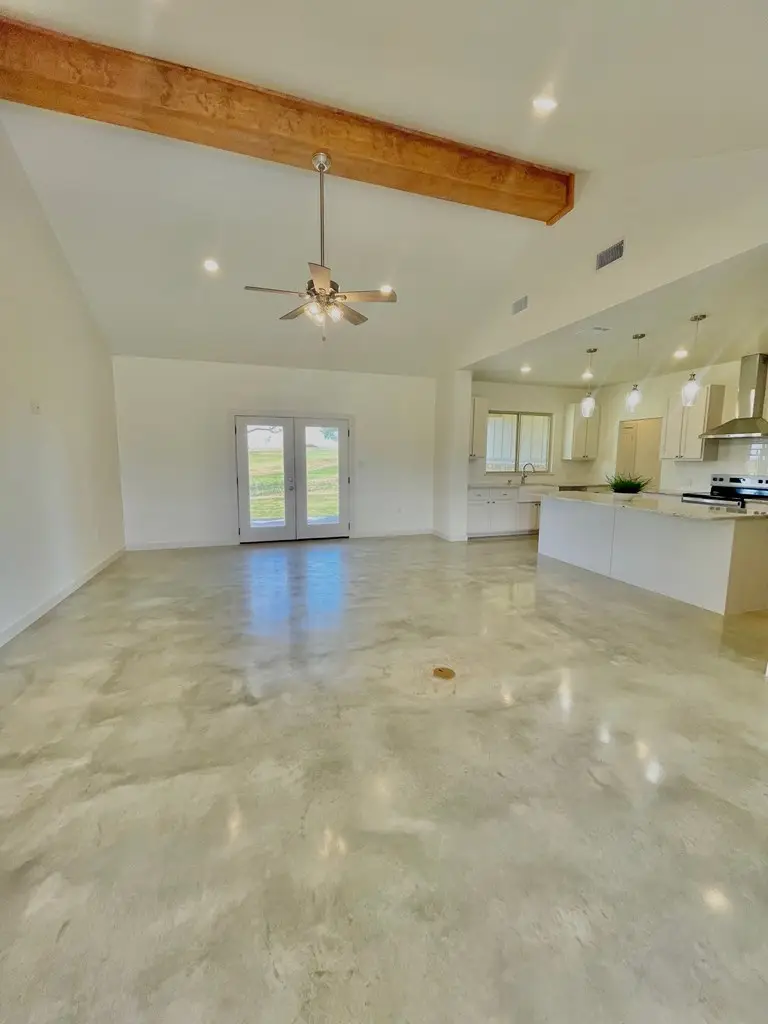 177 Chesterfield, Kingsland, TX 78639 - Image #3