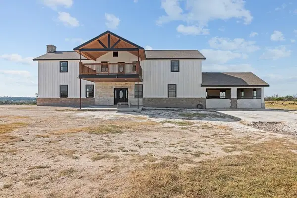 288 E Kroll Rd, Harper, TX 78631
