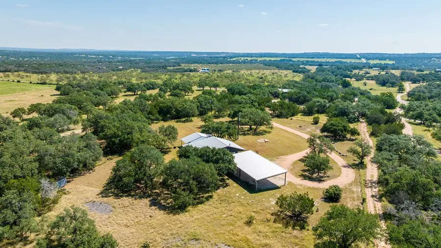713 Ranch Rd 1320, Johnson City, TX 78636 - Image #3