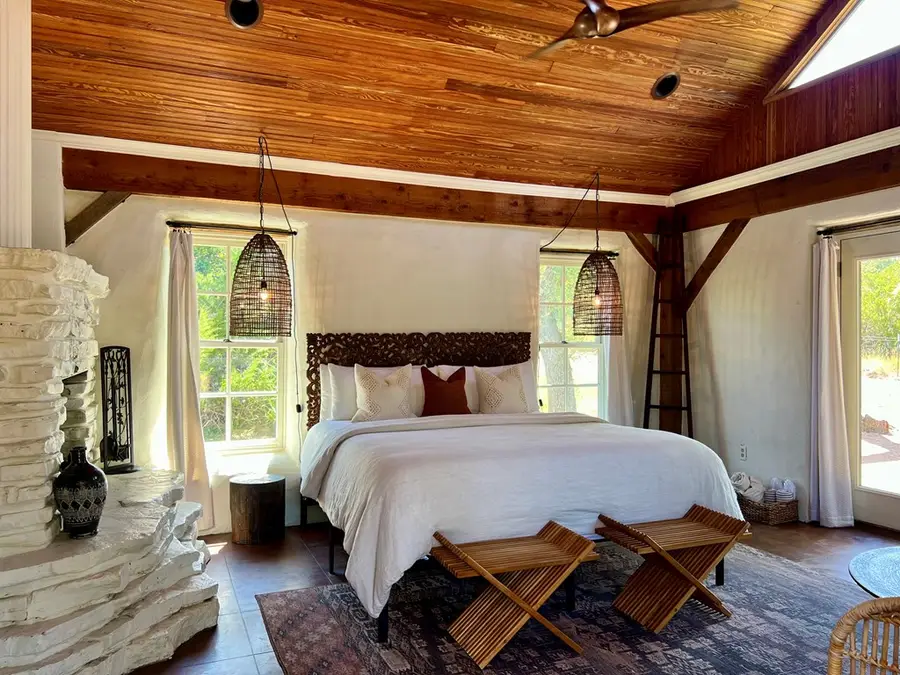 503 Rocky Creek Rd, Fredericksburg, TX 78624 - Image #2