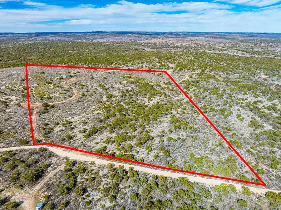 113 County Rd 429b, Uvalde, TX 78801 - Image #2