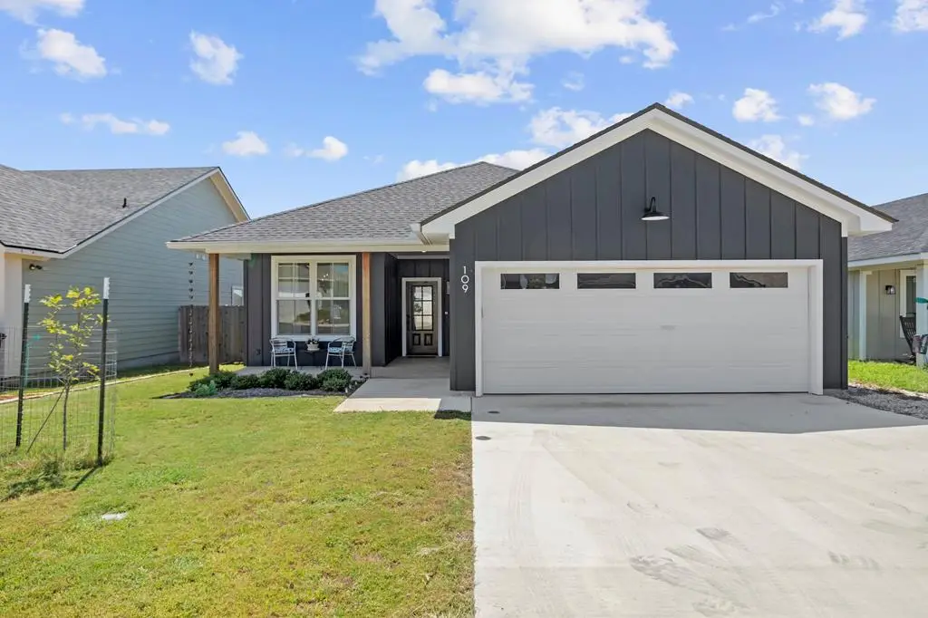 109 Feather Way, Fredericksburg, TX 78624 - Image #1