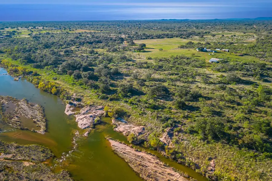000 County Rd 102, Llano, TX 78643 - Image #2