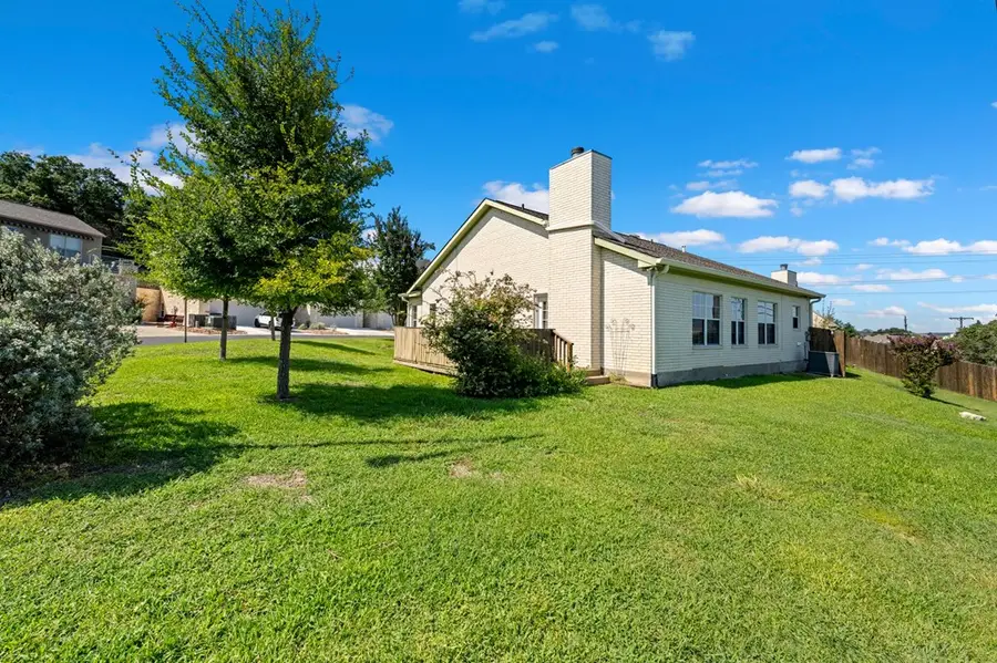 502 Winding Way, Fredericksburg, TX 78624 - Image #3