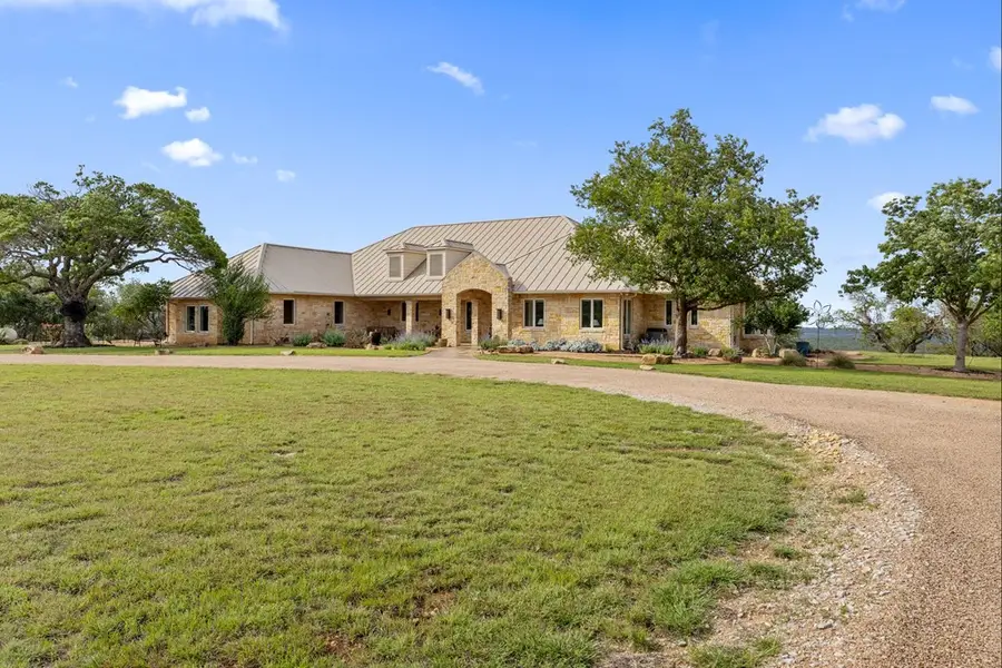 1956 Mountain Pasture Ranch Rd, Johnson City, TX 78636 - Image #2