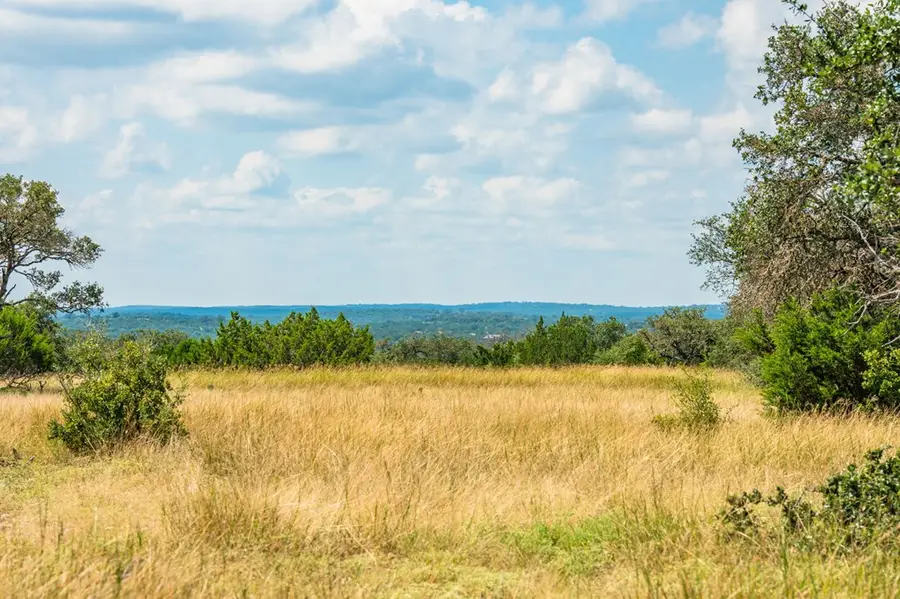 12995 Hackberry Rd, Rocksprings, TX 78880 - Image #3