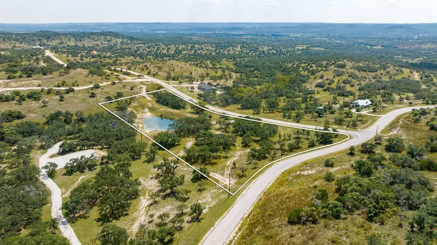 189 Fallen Acorn Dr, Blanco, TX 78606 - Image #3