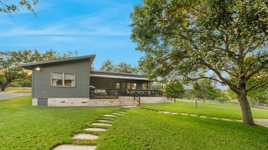 746 Trail Rock Dr, Johnson City, TX 78636 - #2