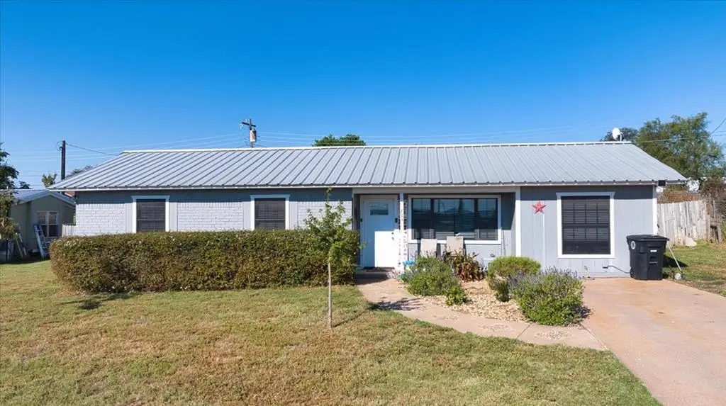 824 Bluebonnet #824, Mason, TX 76856 - Image #1