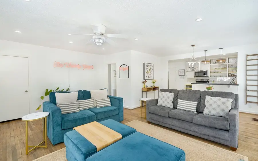 901 E Highway St, Fredericksburg, TX 78624 - Image #2