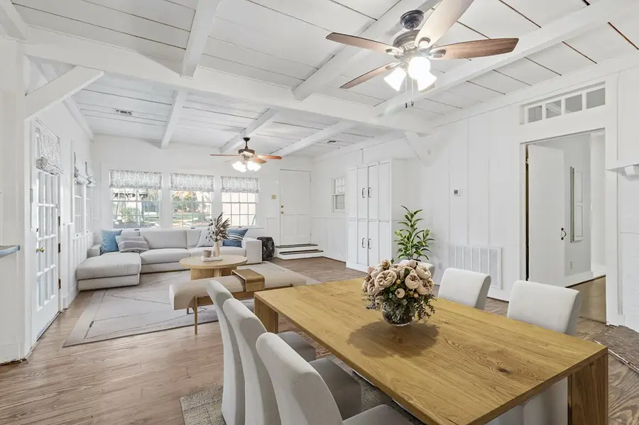 612 W San Antonio St, Fredericksburg, TX 78624 - #3