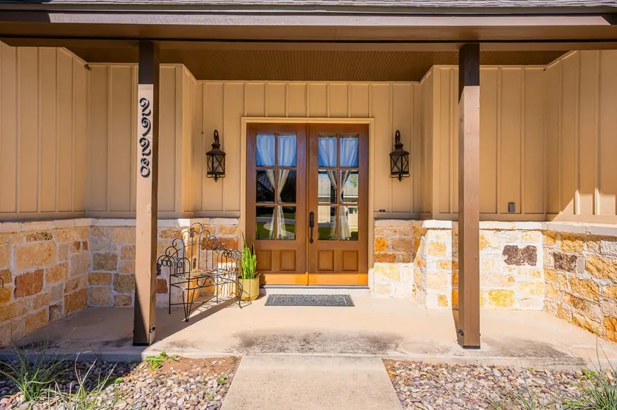 2928 Dry Hollow Dr, Kerrville, TX 78028 - #3