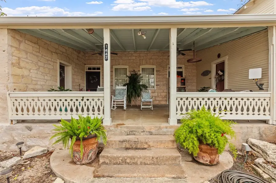 1447 Royal Oaks Loop, Fredericksburg, TX 78624 - Image #3